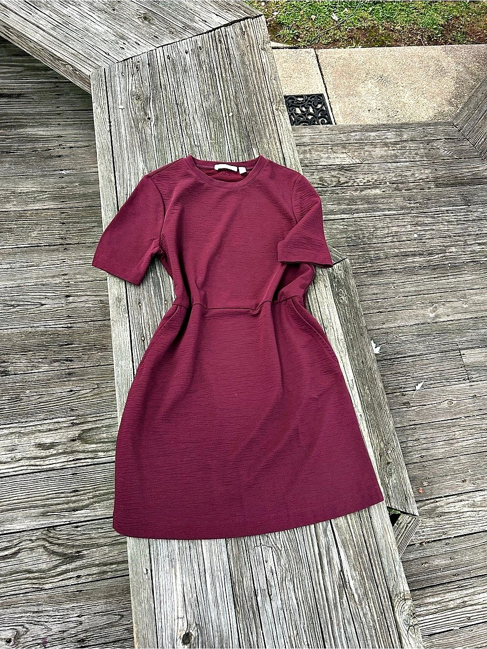 BOSS dress in Burgundy Size Small Like New
